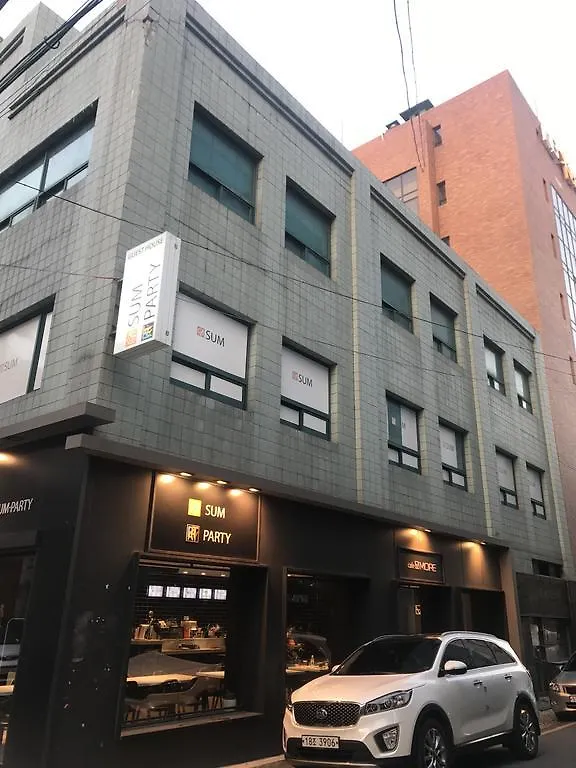 旅馆 Sum Guesthouse Nampo Garosugil 釜山